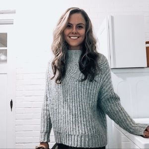 Aerie gray super soft chunky knit sweater